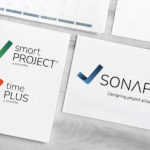 Neue Logos auf Papier gedruckt